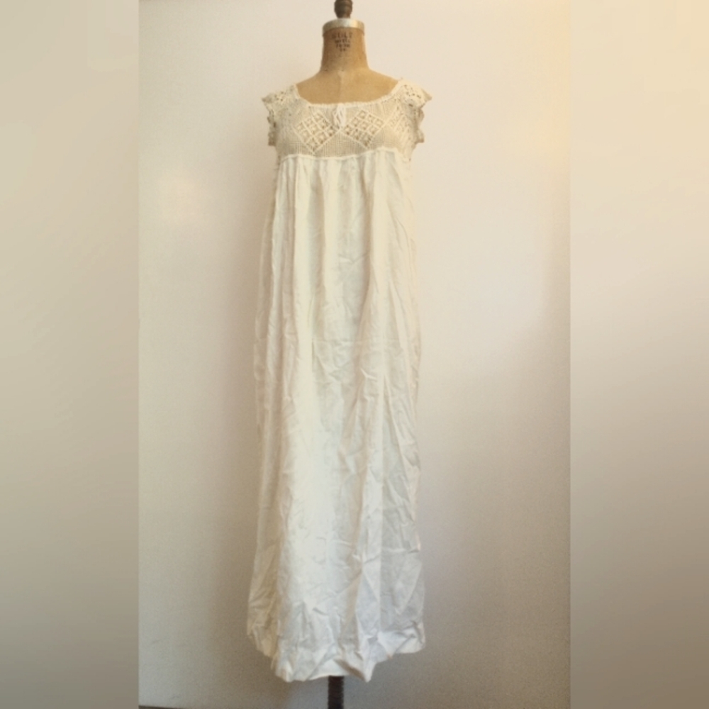 Antique Cream Nightgown or Dress